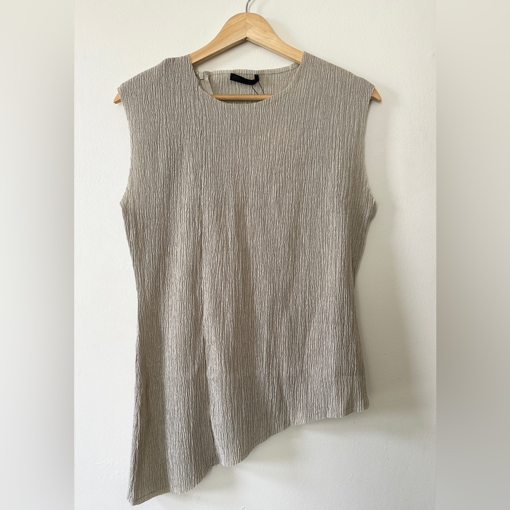 Zara Sleeveless Textured Asymmetric Hem Tank Top in Beige